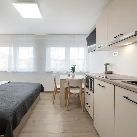 Apartments Pamer, 4Th Floor, No Elevator Zagreb Exterior foto