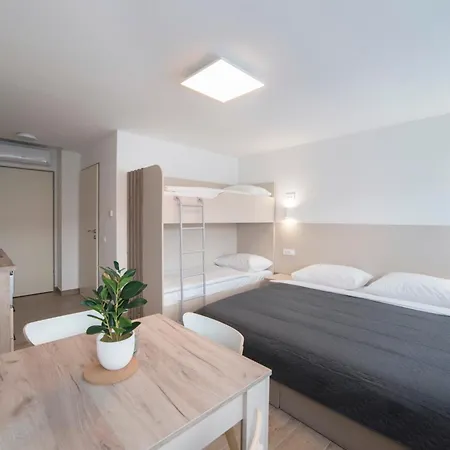 Apartments Pamer, 4Th Floor, No Elevator Zagreb Exterior foto