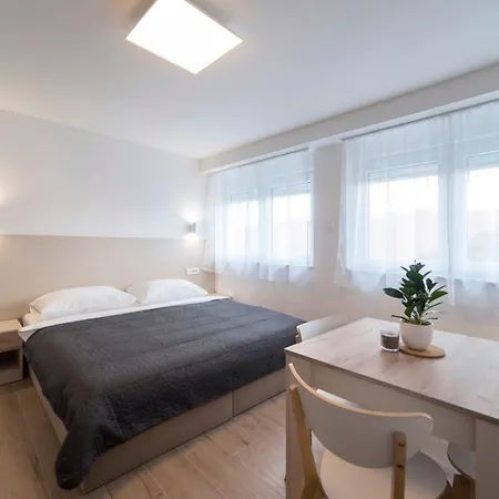 Apartments Pamer, 4Th Floor, No Elevator Zagreb Exterior foto