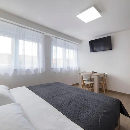 Apartments Pamer, 4Th Floor, No Elevator Zagreb Exterior foto