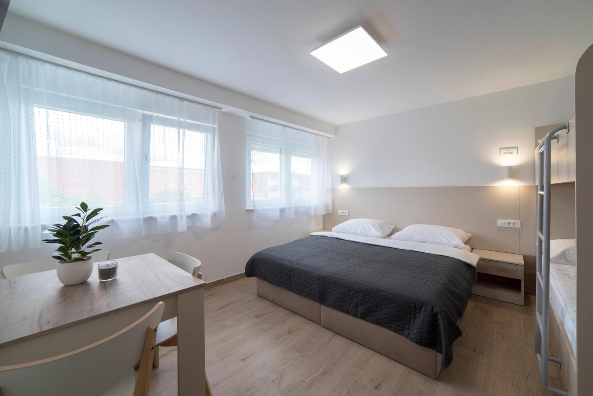 Apartment Pamer, 4th Floor, No Elevator Zagreb